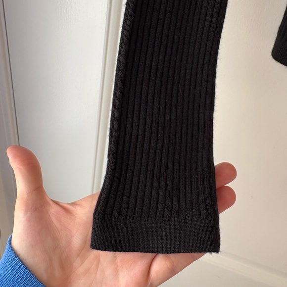 UNIQLO Ribbed Button-Up Cardigan - Picture 4 of 4